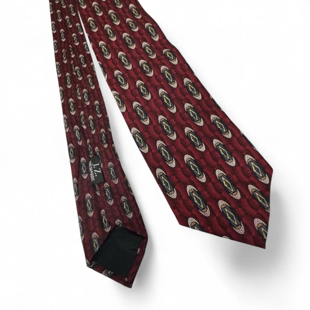 J Z Richards Tie 100% Silk Color Red Pattern Made in USA Design Vintage